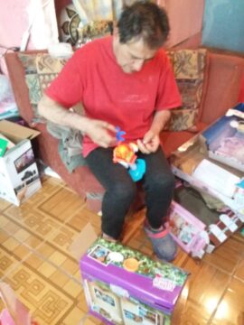 Imágenes para rendir homenaje a persona finada, estas pueden variar en su contenido.