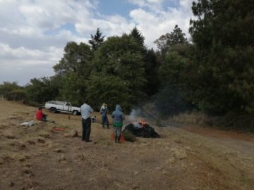 Imágenes para rendir homenaje a persona finada, estas pueden variar en su contenido.