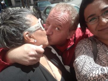 Imágenes para rendir homenaje a persona finada, estas pueden variar en su contenido.