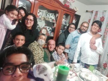 Imágenes para rendir homenaje a persona finada, estas pueden variar en su contenido.