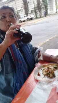 Imágenes para rendir homenaje a persona finada, estas pueden variar en su contenido.