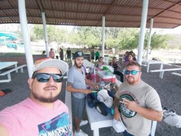 Imágenes para rendir homenaje a persona finada, estas pueden variar en su contenido.