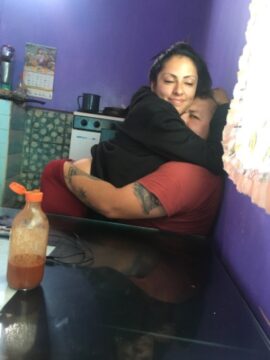 Imágenes para rendir homenaje a persona finada, estas pueden variar en su contenido.