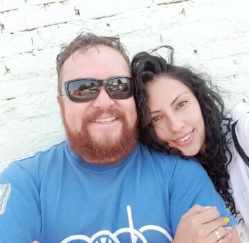 Imágenes para rendir homenaje a persona finada, estas pueden variar en su contenido.