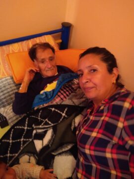 Imágenes para rendir homenaje a persona finada, estas pueden variar en su contenido.