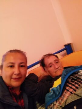 Imágenes para rendir homenaje a persona finada, estas pueden variar en su contenido.