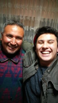 Imágenes para rendir homenaje a persona finada, estas pueden variar en su contenido.