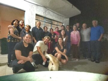 Imágenes para rendir homenaje a persona finada, estas pueden variar en su contenido.