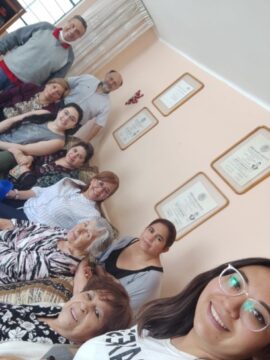 Imágenes para rendir homenaje a persona finada, estas pueden variar en su contenido.