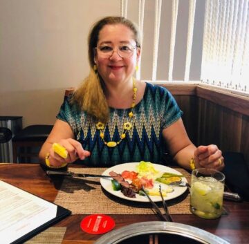 Imágenes para rendir homenaje a persona finada, estas pueden variar en su contenido.