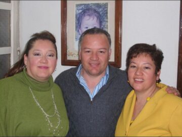 Imágenes para rendir homenaje a persona finada, estas pueden variar en su contenido.