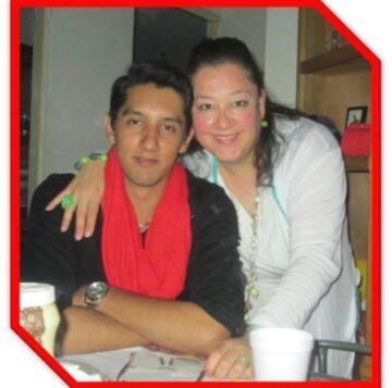 Imágenes para rendir homenaje a persona finada, estas pueden variar en su contenido.