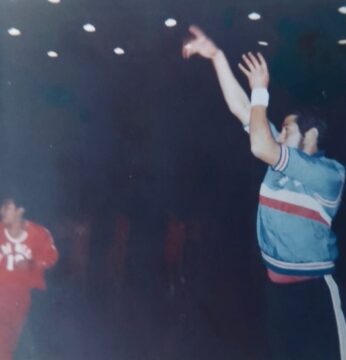 Imágenes para rendir homenaje a persona finada, estas pueden variar en su contenido.