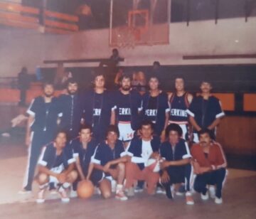 Imágenes para rendir homenaje a persona finada, estas pueden variar en su contenido.