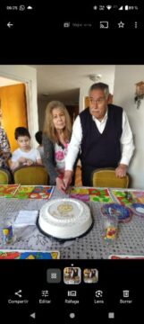 Imágenes para rendir homenaje a persona finada, estas pueden variar en su contenido.