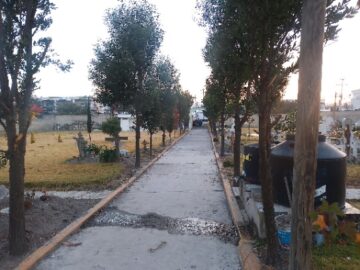 Imágenes para rendir homenaje a persona finada, estas pueden variar en su contenido.