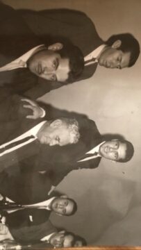Imágenes para rendir homenaje a persona finada, estas pueden variar en su contenido.