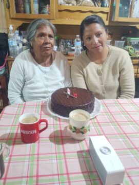 Imágenes para rendir homenaje a persona finada, estas pueden variar en su contenido.