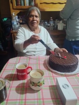 Imágenes para rendir homenaje a persona finada, estas pueden variar en su contenido.