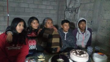 Imágenes para rendir homenaje a persona finada, estas pueden variar en su contenido.