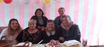 Imágenes para rendir homenaje a persona finada, estas pueden variar en su contenido.