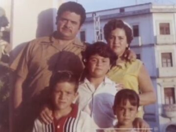 Imágenes para rendir homenaje a persona finada, estas pueden variar en su contenido.