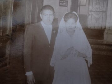 Imágenes para rendir homenaje a persona finada, estas pueden variar en su contenido.