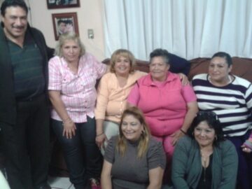 Imágenes para rendir homenaje a persona finada, estas pueden variar en su contenido.