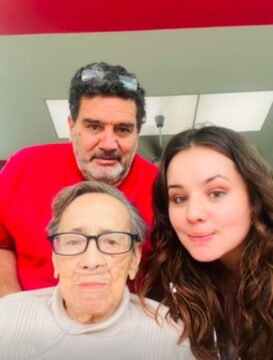 Imágenes para rendir homenaje a persona finada, estas pueden variar en su contenido.