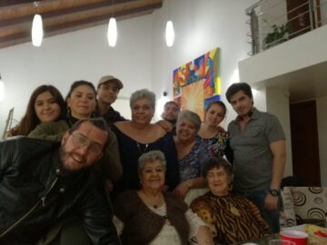 Imágenes para rendir homenaje a persona finada, estas pueden variar en su contenido.