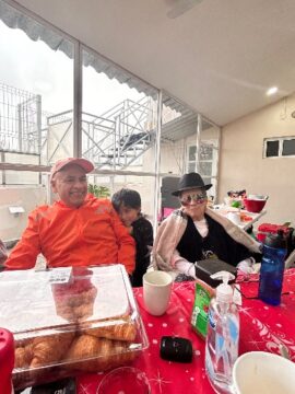 Imágenes para rendir homenaje a persona finada, estas pueden variar en su contenido.