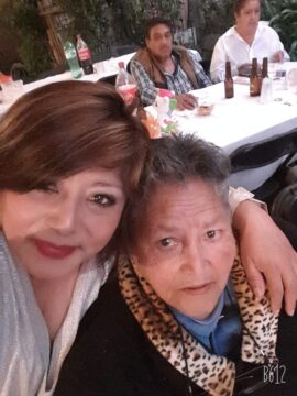 Imágenes para rendir homenaje a persona finada, estas pueden variar en su contenido.