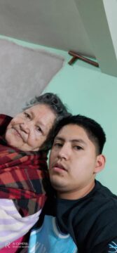 Imágenes para rendir homenaje a persona finada, estas pueden variar en su contenido.