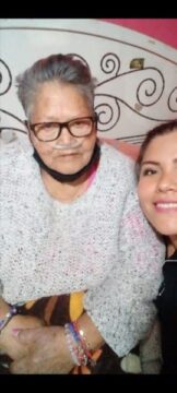 Imágenes para rendir homenaje a persona finada, estas pueden variar en su contenido.