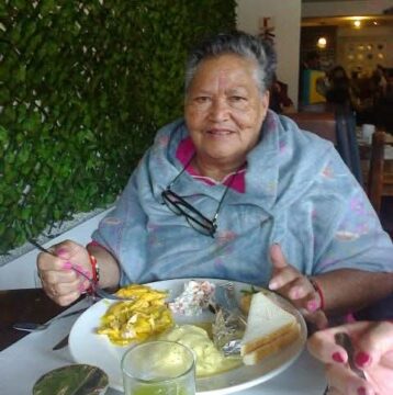 Imágenes para rendir homenaje a persona finada, estas pueden variar en su contenido.