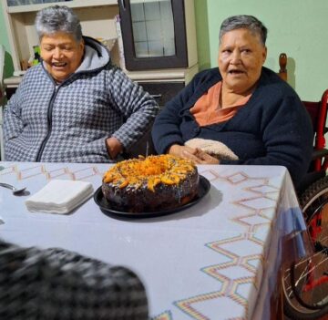 Imágenes para rendir homenaje a persona finada, estas pueden variar en su contenido.