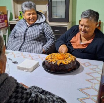 Imágenes para rendir homenaje a persona finada, estas pueden variar en su contenido.