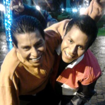 Imágenes para rendir homenaje a persona finada, estas pueden variar en su contenido.