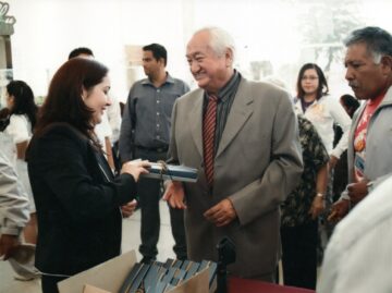 Imágenes para rendir homenaje a persona finada, estas pueden variar en su contenido.