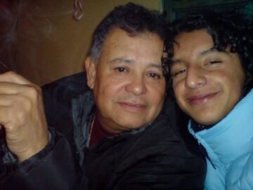 Imágenes para rendir homenaje a persona finada, estas pueden variar en su contenido.