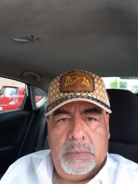 Imágenes para rendir homenaje a persona finada, estas pueden variar en su contenido.