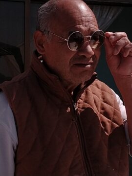 Imágenes para rendir homenaje a persona finada, estas pueden variar en su contenido.