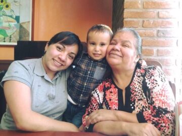 Imágenes para rendir homenaje a persona finada, estas pueden variar en su contenido.