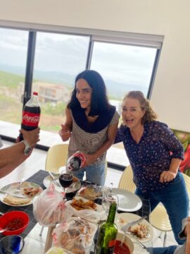 Imágenes para rendir homenaje a persona finada, estas pueden variar en su contenido.