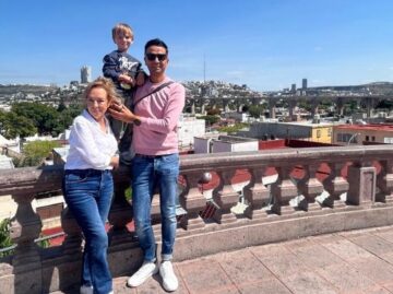 Imágenes para rendir homenaje a persona finada, estas pueden variar en su contenido.