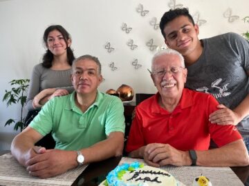 Imágenes para rendir homenaje a persona finada, estas pueden variar en su contenido.