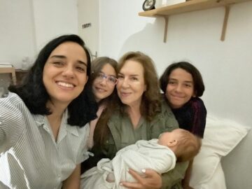 Imágenes para rendir homenaje a persona finada, estas pueden variar en su contenido.