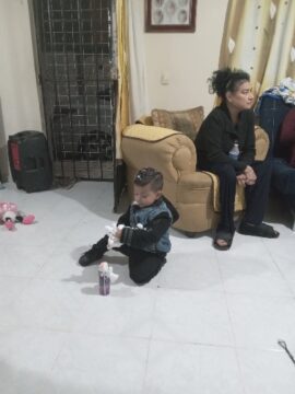 Imágenes para rendir homenaje a persona finada, estas pueden variar en su contenido.