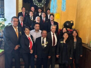 Imágenes para rendir homenaje a persona finada, estas pueden variar en su contenido.