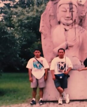 Imágenes para rendir homenaje a persona finada, estas pueden variar en su contenido.